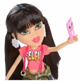 Кукла Bratz Selfie stick Jade Братц Джейд Селфи Стик с селфи палкой