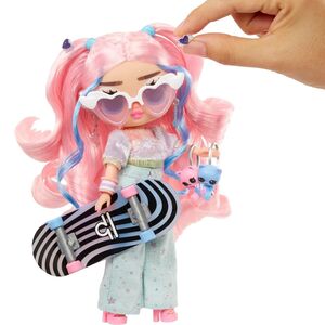 Кукла ЛОЛ Твинс Подросток 5 серия Флора Мун LOL Tweens Flora Moon 591665
